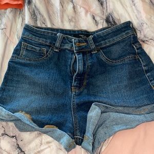 FOREVER 21 JEAN SHORTS